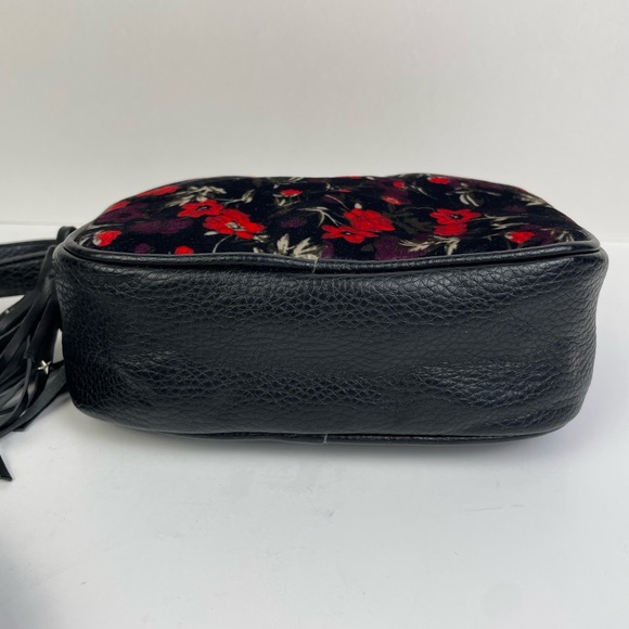 Libby Edelman Black Vinyl Geranium Floral Velour Print Small Crossbody Bag Purse - Picture 4 of 7